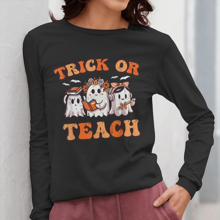Halloween Teacher Ghosts Trick Or Teach Retro Costume Women Women Long Sleeve T-Shirt, funny design