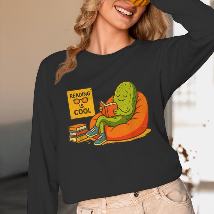 Pickle Reading Books Bookworm Teacher Librarian Kids Retro Women Long Sleeve T-Shirt, novelty gifts, funny gifts