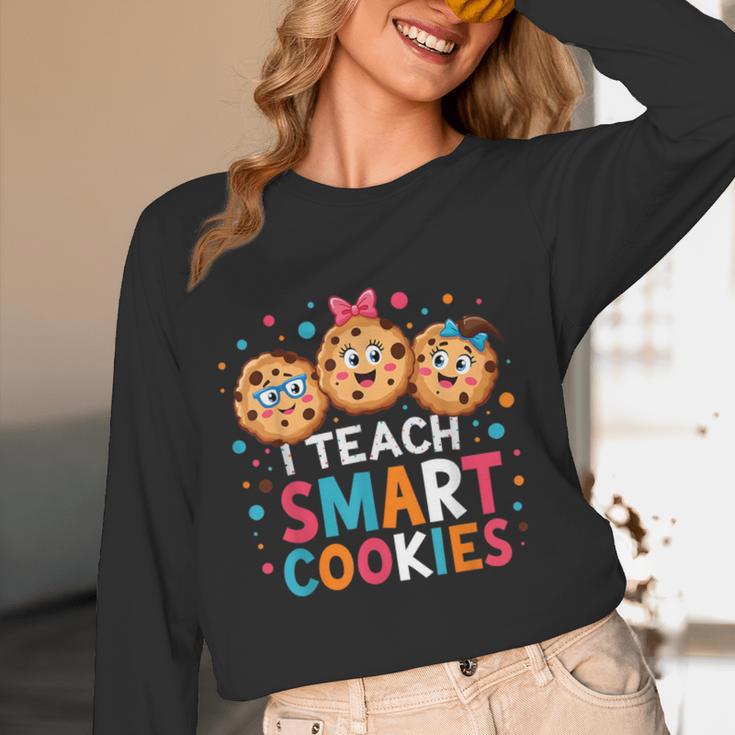 I Teach Smart Cookies Cute Back To School Teacher Women Long Sleeve T-Shirt, novelty gifts, funny gifts