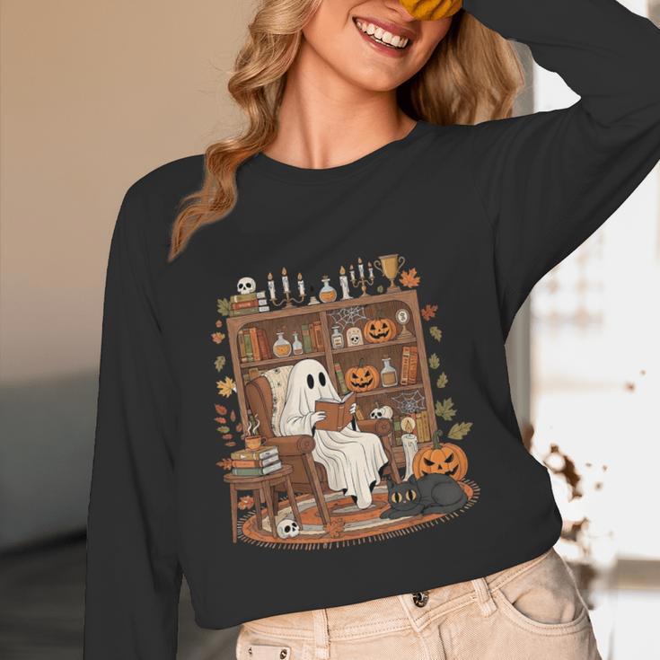 Vintage Ghost Book Reading Pumpkin Gothic Halloween Teachers Women Long Sleeve T-Shirt, novelty gifts, funny gifts