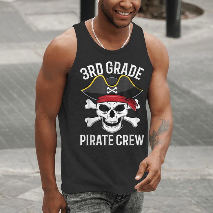 3rd Grade Pirate Crew Halloween Costume Student Teacher Men Tank Top, funny gift 3rd Grade Pirate Crew Halloween Costume Student Teacher Men Tank Top, funny gift
