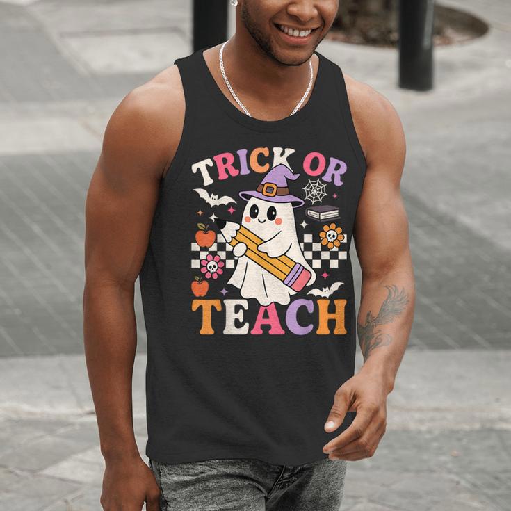 Retro Floral Ghost Trick Or Teach Groovy Teacher Halloween Men Tank Top, Groovy Teacher Tank Tops, funny gift