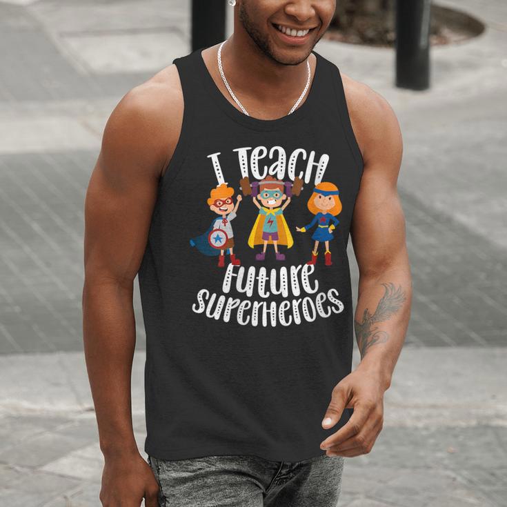 I Teach Superheroes Cute Back To School Teacher Men Tank Top, funny gift