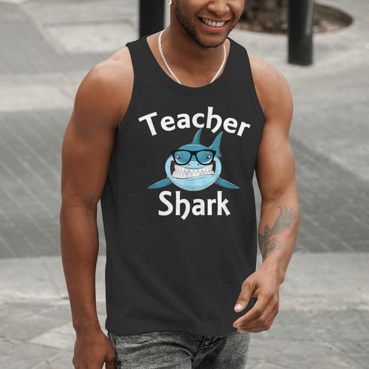 Teacher Shark Teacher For Men Women Men Tank Top, funny gift Teacher Shark Teacher For Men Women Men Tank Top, funny gift