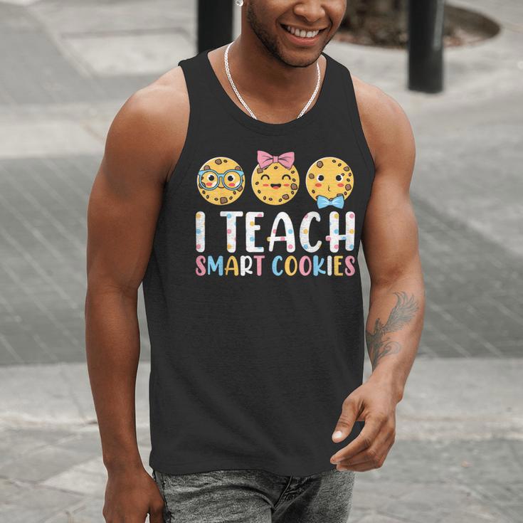 Teacher I Teach Smart Cookies For Men Women Kids Men Tank Top, funny gift Teacher I Teach Smart Cookies For Men Women Kids Men Tank Top, funny gift