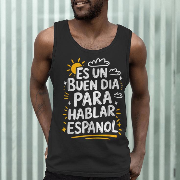 Bilingual Teacher Maestra Spanish Teacher Men Tank Top, novelty gifts, funny gifts