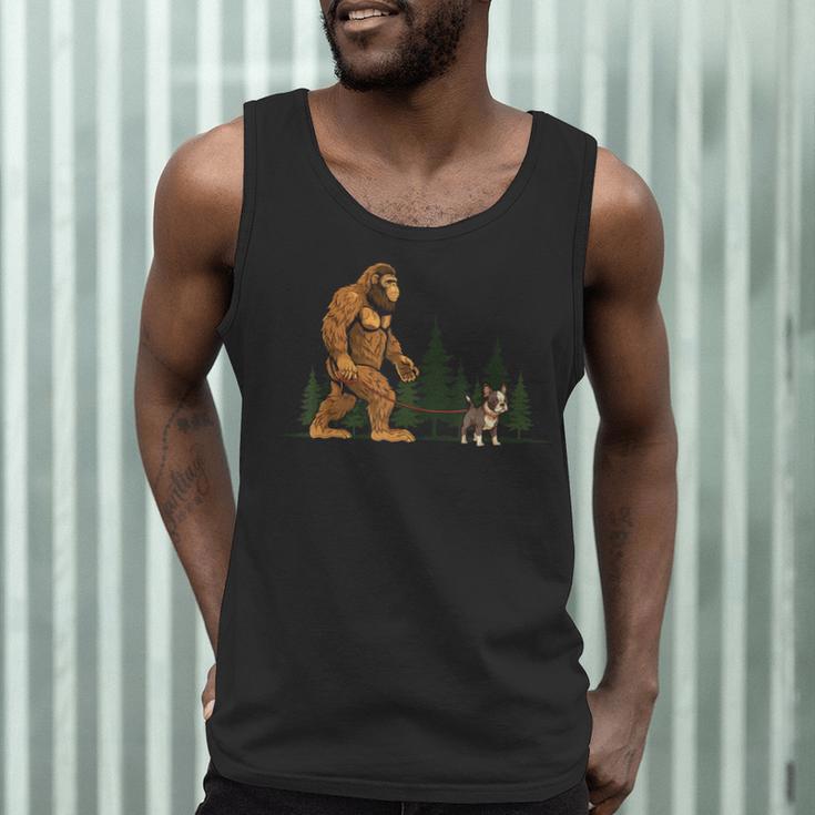 Boston Terrier Bigfoot Dog Walking Dog Mom Dad Kids Men Tank Top, novelty gifts, funny gifts