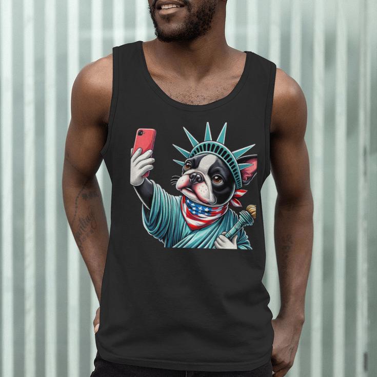 Boston Terrier Selfie Statue Of Liberty 4th Of July American Men Tank Top, novelty gifts, funny gifts