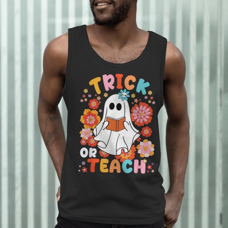 Groovy Halloween Trick Or Teach Retro Floral Ghost Teacher For Men Women Kids Men Tank Top, novelty gifts, funny gifts Groovy Halloween Trick Or Teach Retro Floral Ghost Teacher For Men Women Kids Men Tank Top, novelty gifts, funny gifts