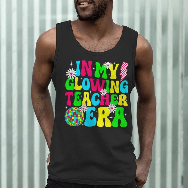 Retro Groovy In My Glowing Teacher Era Happy Teacher's Day Men Tank Top, novelty gifts, funny gifts