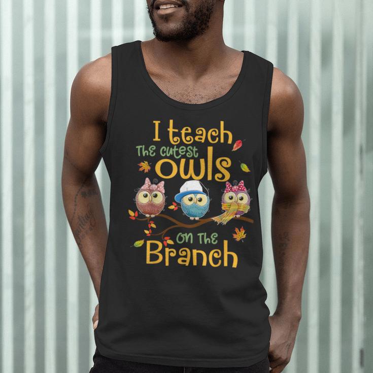 I Teach The Cutest Owls On The Branch Teacher Fall Autumn Men Tank Top, novelty gifts, funny gifts