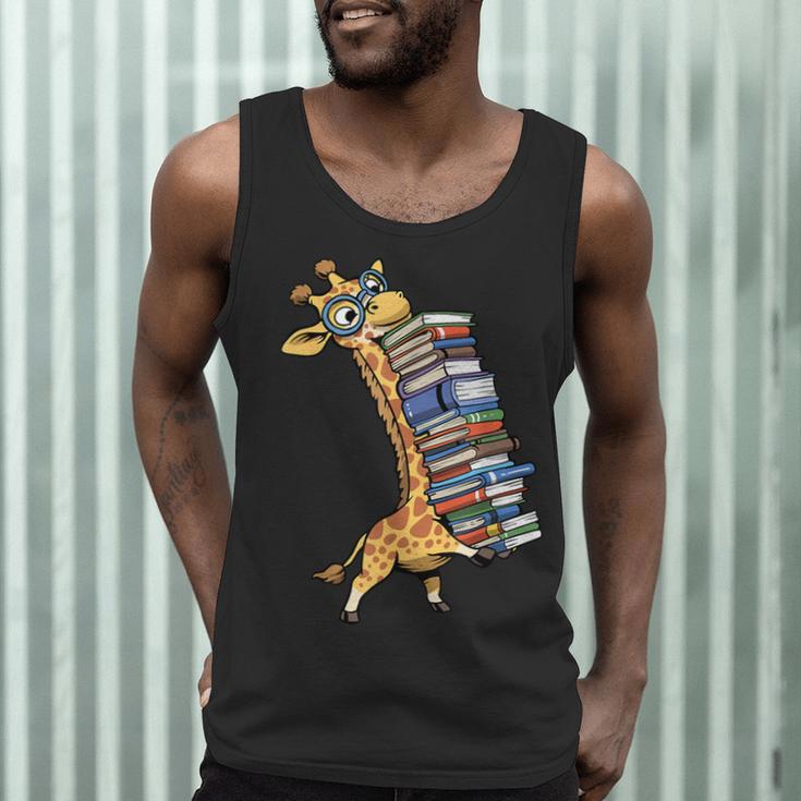 Teacher Shirt Giraffe Holding Books Bookworm Librarian Men Tank Top, novelty gifts, funny gifts