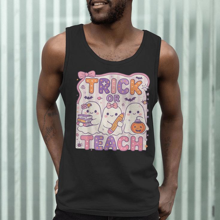 Trick Or Teach Retro Halloween Teacher Look Men Tank Top, novelty gifts, funny gifts