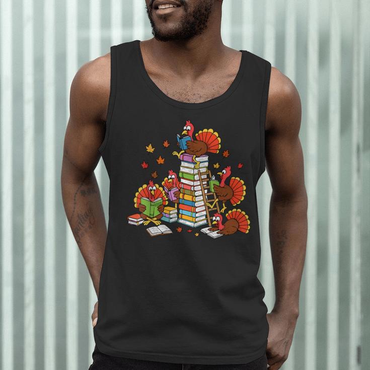 Turkey Reading Books Fall Thanksgiving Teacher Librarian Men Tank Top, novelty gifts, funny gifts