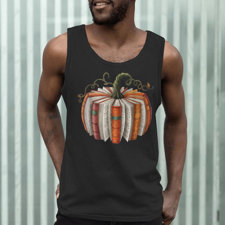 Vintage Book Pumpkin Autumn Fall Librarians Bookworm Teacher Men Tank Top, novelty gifts, funny gifts