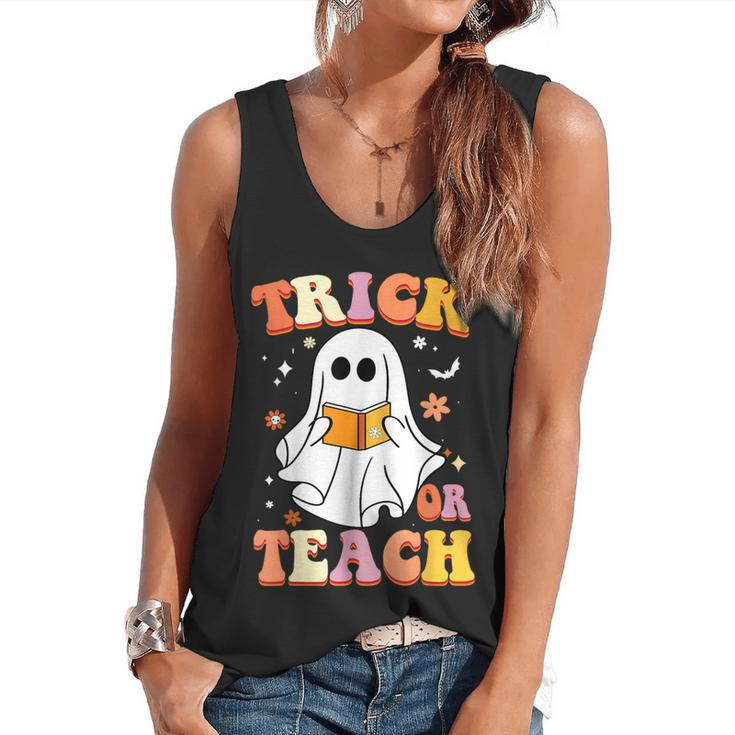 Retro Vintage Groovy Trick Or Teach Teacher Halloween For Men Women Kids Flowy Tank
