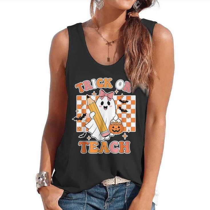 Vintage Teacher Shirt Women Trick Or Teach Halloween Flowy Tank, trending gift Vintage Teacher Shirt Women Trick Or Teach Halloween Flowy Tank, trending gift