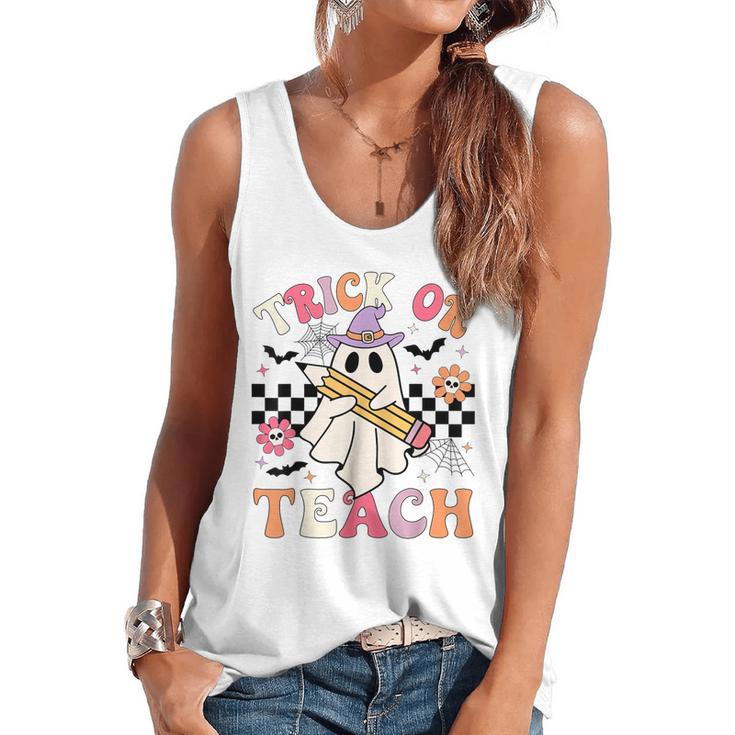 Trick Or Teach Groovy Teacher Halloween Retro Floral Ghost Flowy Tank