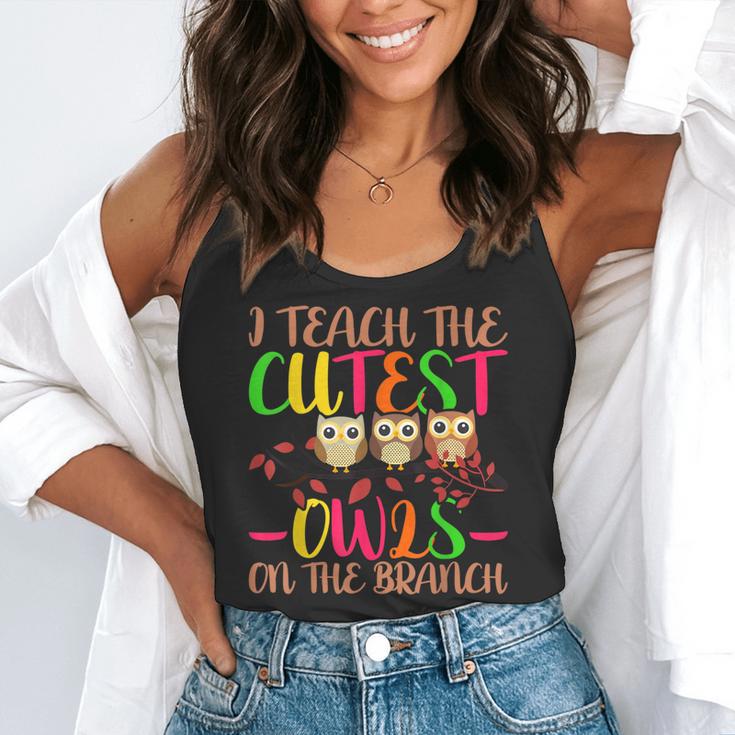 I Teach The Cutest Owls Christmas Or Teachers Day Flowy Tank, funny gift