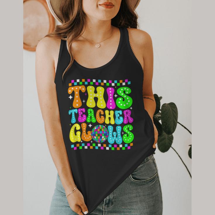 This Teacher 80s 90s Teachers's Day Glows Last Day Of School Flowy Tank, funny design