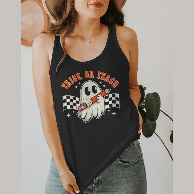 Trick Or Teach Groovy Retro Ghost Halloween Teacher Kids Flowy Tank, funny design Trick Or Teach Groovy Retro Ghost Halloween Teacher Kids Flowy Tank, funny design