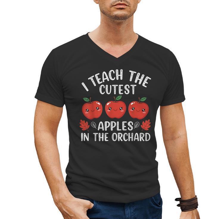 I Teach The Cutest Apples In The Orchard Cute Fall Teacher Men's V-Neck T-Shirt