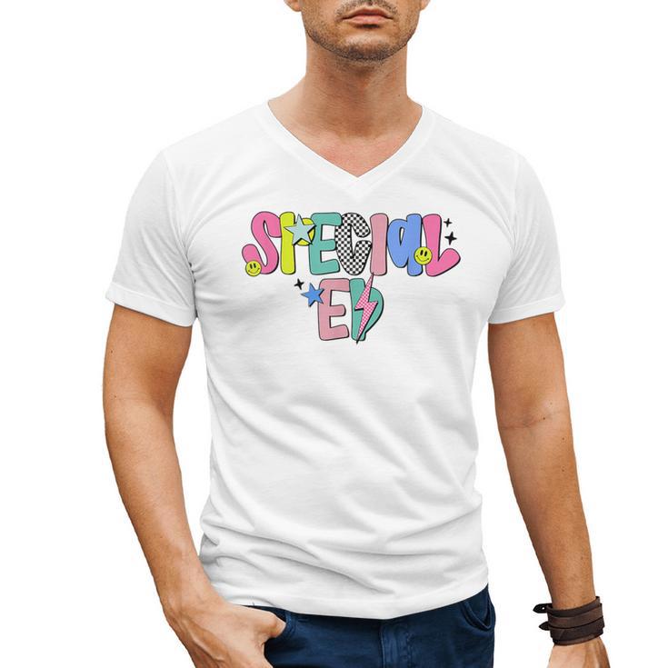 Retro Checkered Special Education Teacher Back To School Men's V-Neck T-Shirt