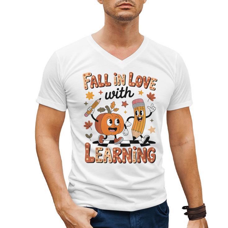 Retro Fall In Love With Learning Autumn Pumpkin Teacher Kids Men's V-Neck T-Shirt