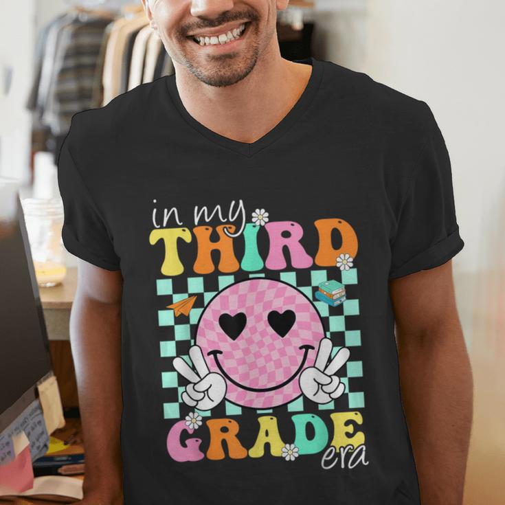 In My 3rd Grade Era Back To School Smile Face Teacher Kid Men's V-Neck T-Shirt, funny gift