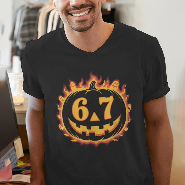 6 7 Meme Halloween Pumpkin Costume For Student Teacher Men's V-Neck T-Shirt, funny gift