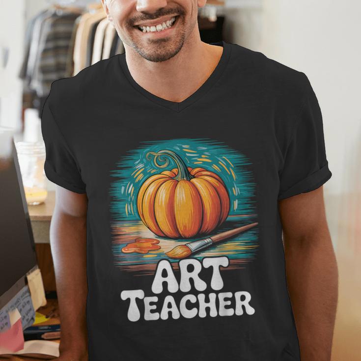 Art Teacher Pumpkin Painting Halloween Costume Men's V-Neck T-Shirt, funny gift