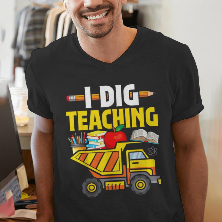 I Dig Teaching Dump Truck Construction Back School Teacher Men's V-Neck T-Shirt, funny gift I Dig Teaching Dump Truck Construction Back School Teacher Men's V-Neck T-Shirt, funny gift