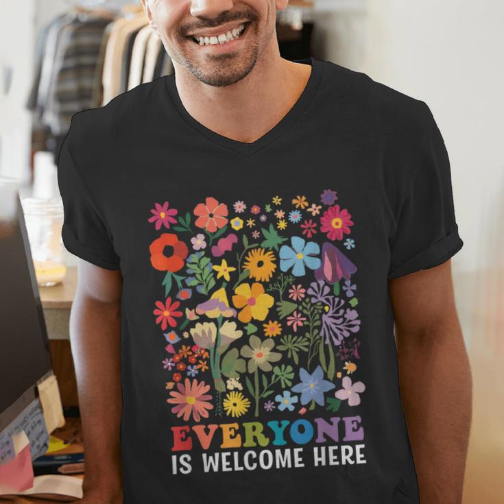 Everyone Is Welcome Here Tshirt Idaho Teacher Support Retro Men's V-Neck T-Shirt, funny gift