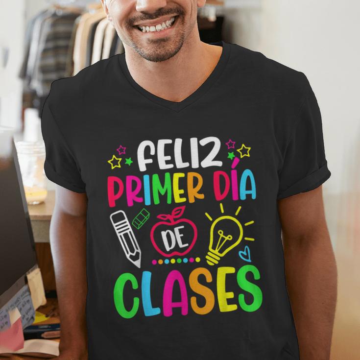 Feliz Primer Dia De Clases Kids Girl Teacher Spanish School Men's V-Neck T-Shirt, funny gift Feliz Primer Dia De Clases Kids Girl Teacher Spanish School Men's V-Neck T-Shirt, funny gift