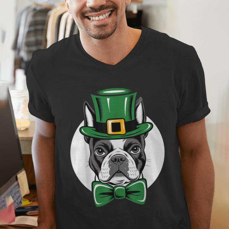 Green Boston Terrier Shamrock St Patricks Day Boston Terrier Men's V-Neck T-Shirt, funny gift