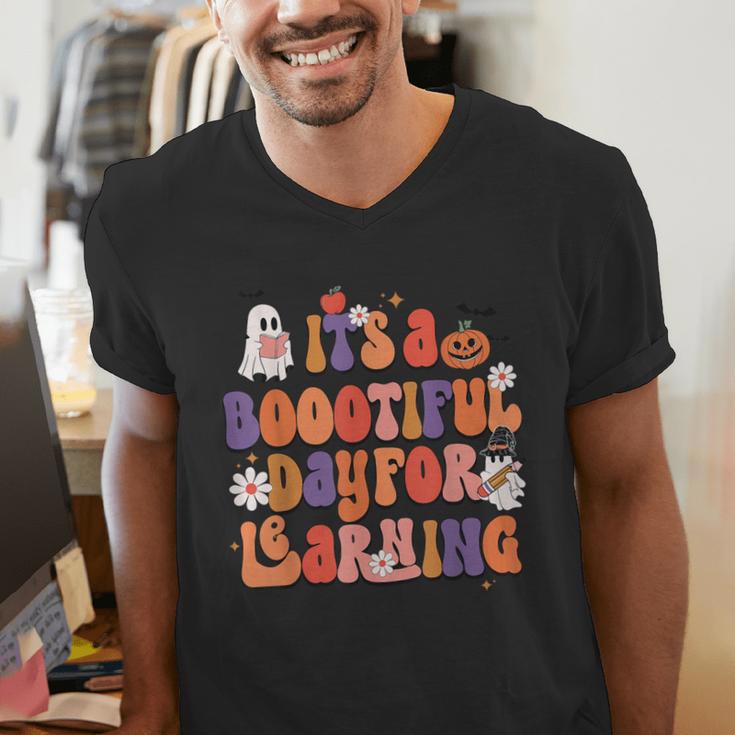 It's A Bootiful Day For Learning Cute Teacher Halloween Men's V-Neck T-Shirt, funny gift