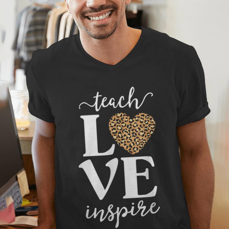 Love Leopard Print Teacher Cheetah School Inspire Teach Men's V-Neck T-Shirt, funny gift Love Leopard Print Teacher Cheetah School Inspire Teach Men's V-Neck T-Shirt, funny gift