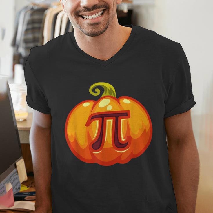 Math Teacher Halloween Costume Pumpkin Pi Pun Pie Men Men's V-Neck T-Shirt, funny gift Math Teacher Halloween Costume Pumpkin Pi Pun Pie Men Men's V-Neck T-Shirt, funny gift