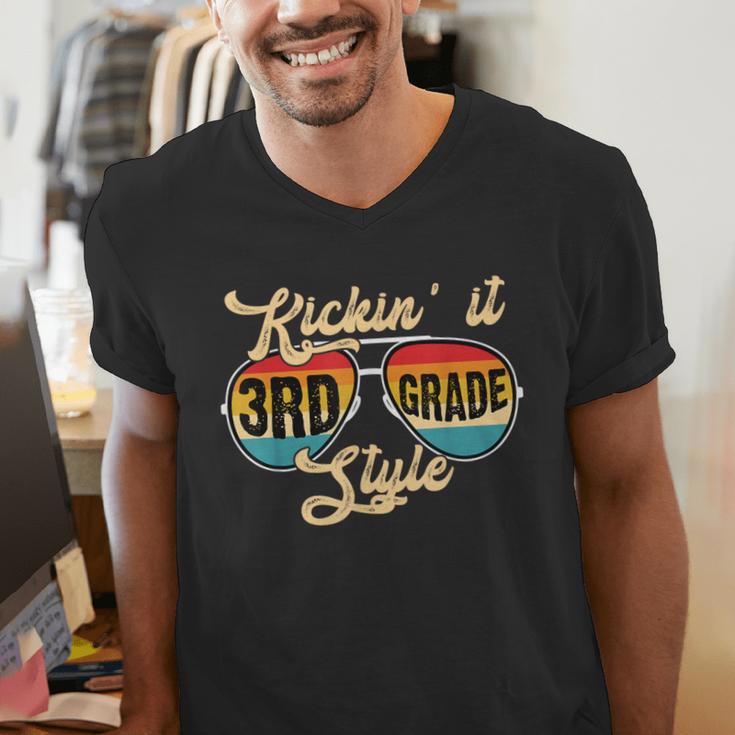 Retro Kickin It 3rd Grade Style Teacher Back To School Men Women Men's V-Neck T-Shirt, funny gift Retro Kickin It 3rd Grade Style Teacher Back To School Men Women Men's V-Neck T-Shirt, funny gift