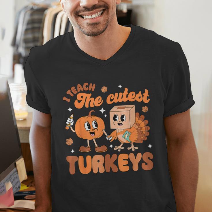 Retro I Teach The Cutest Turkey Thanksgiving Pumpkin Teacher Men's V-Neck T-Shirt, funny gift