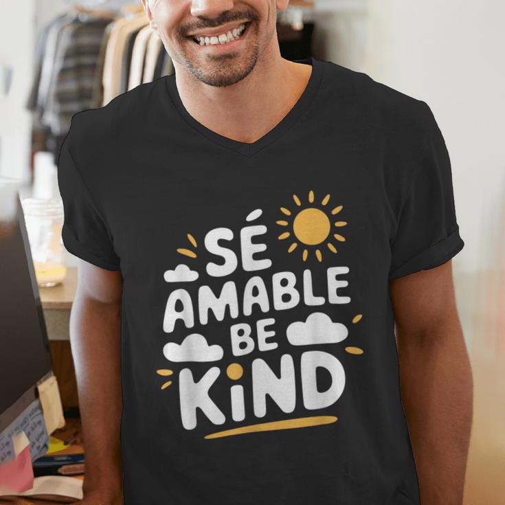SÉ AMABLE Be Kind Bilingual Teacher Maestra Spanish Teacher Men's V-Neck T-Shirt, funny gift SÉ AMABLE Be Kind Bilingual Teacher Maestra Spanish Teacher Men's V-Neck T-Shirt, funny gift