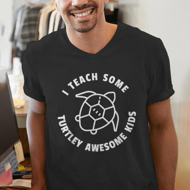 I Teach Some Turtley Awesome Kids Teacher Turtle Pun Men's V-Neck T-Shirt, funny gift I Teach Some Turtley Awesome Kids Teacher Turtle Pun Men's V-Neck T-Shirt, funny gift