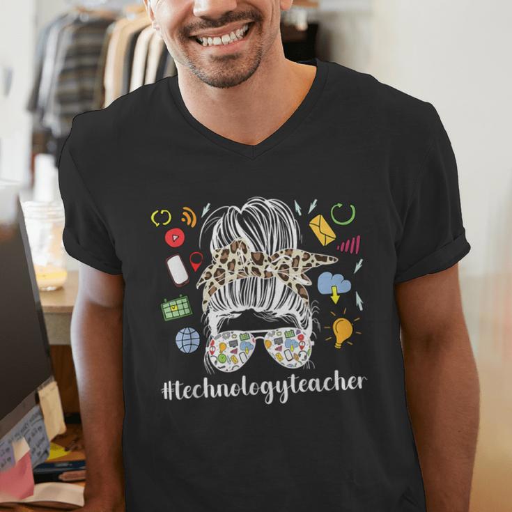 Technology Teacher Messy Bun Technology Teaching Men's V-Neck T-Shirt, funny gift