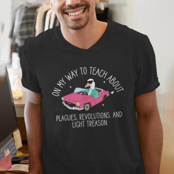 History Teacher Silly Goose Back To School Social Studies Men's V-Neck T-Shirt, History Teacher Shirts, funny gift History Teacher Silly Goose Back To School Social Studies Men's V-Neck T-Shirt, History Teacher Shirts, funny gift