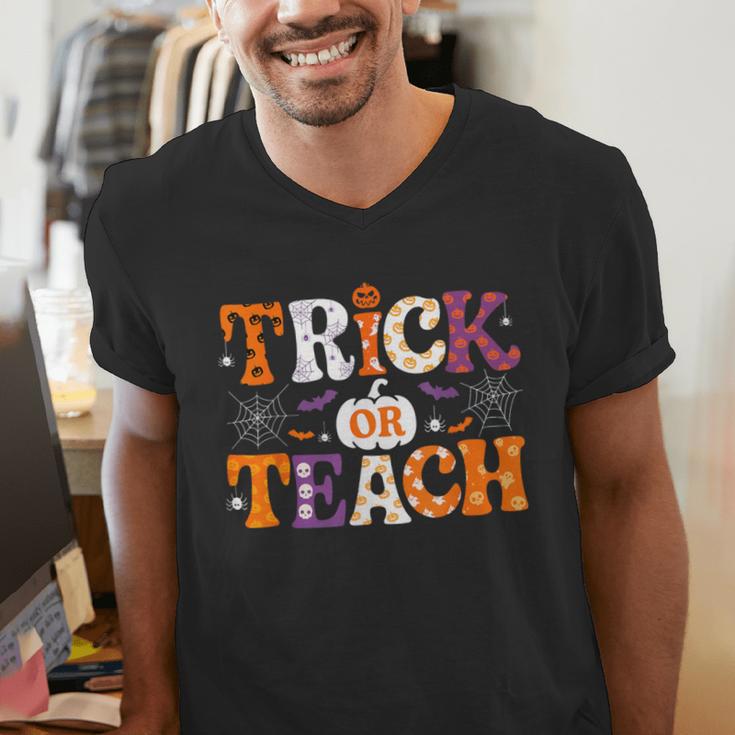 Trick Or Teach Teacher Halloween Costume Men Women Men's V-Neck T-Shirt, funny gift Trick Or Teach Teacher Halloween Costume Men Women Men's V-Neck T-Shirt, funny gift