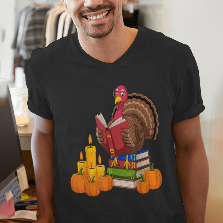 Turkey Reading Books Fall Thanksgiving Teacher Book Men's V-Neck T-Shirt, funny gift Turkey Reading Books Fall Thanksgiving Teacher Book Men's V-Neck T-Shirt, funny gift