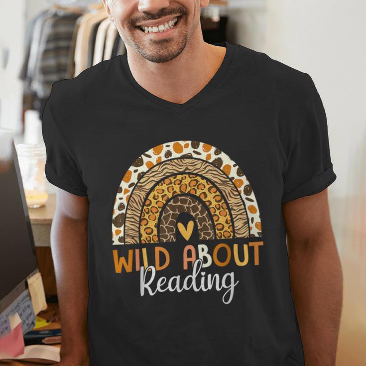 Wild About Reading Teacher Back To School Leopard Rainbow Men's V-Neck T-Shirt, funny gift
