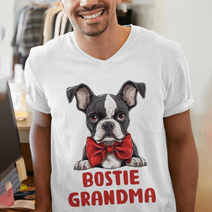 Boston Terrier Grandma Dog Lovers Puppy Bostie Owner Men's V-Neck T-Shirt, funny gift