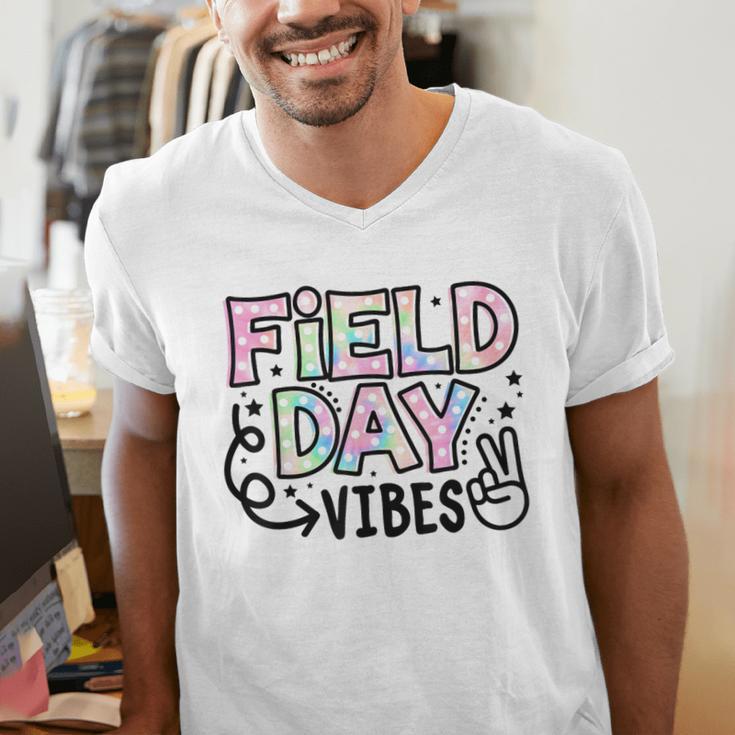 Field Day Vibes For Teacher Kids Happy Field Day 2025 Men's V-Neck T-Shirt, funny gift Field Day Vibes For Teacher Kids Happy Field Day 2025 Men's V-Neck T-Shirt, funny gift