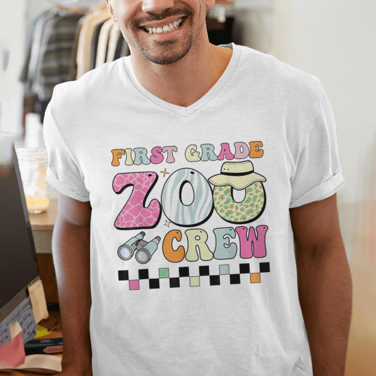 Field Zoo Trip Shirt For Teacher First Grade Crew For Men Women Kids Men's V-Neck T-Shirt, First Grade Teacher Shirts, funny gift Field Zoo Trip Shirt For Teacher First Grade Crew For Men Women Kids Men's V-Neck T-Shirt, First Grade Teacher Shirts, funny gift